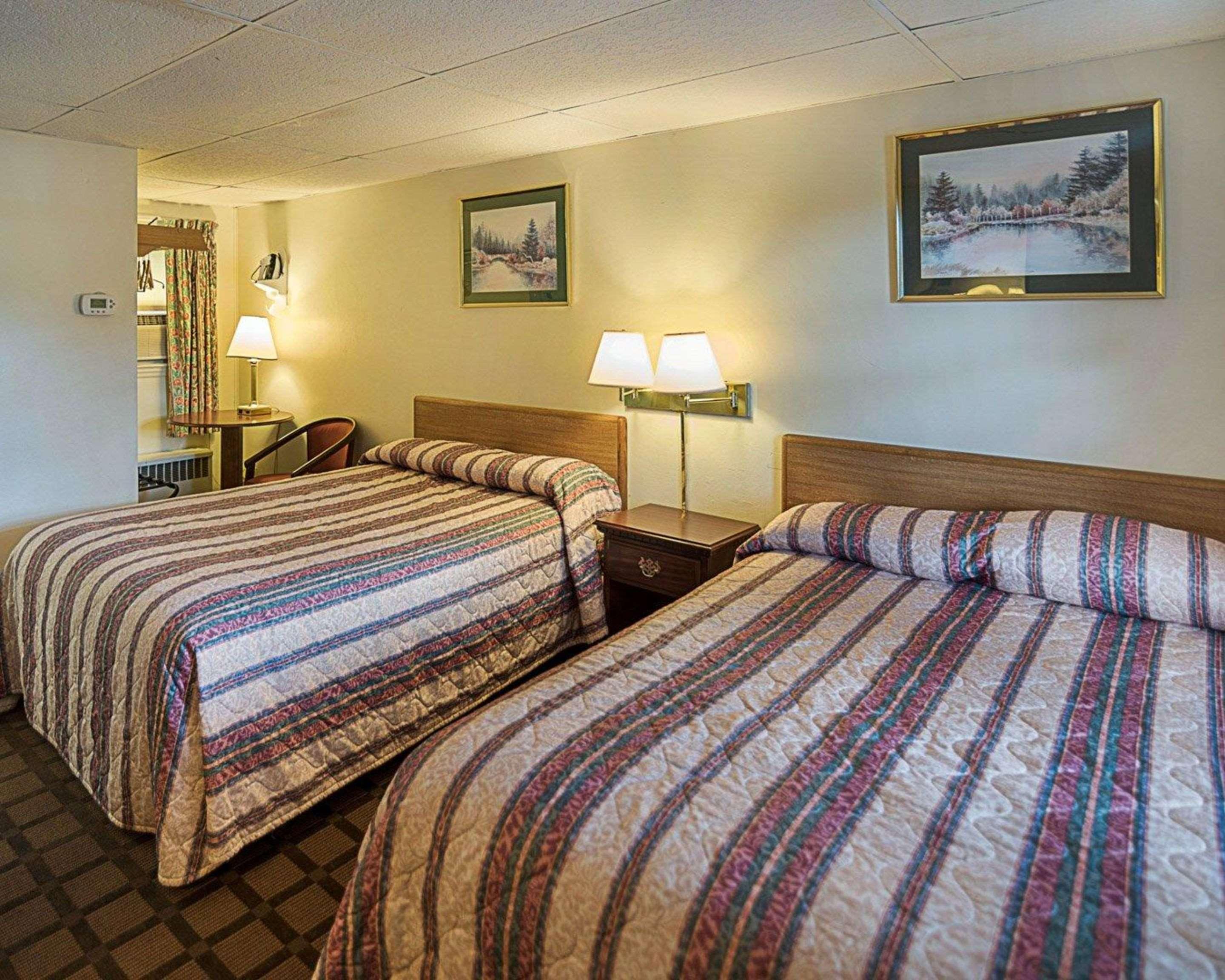 Rodeway Inn Westminster מראה חיצוני תמונה